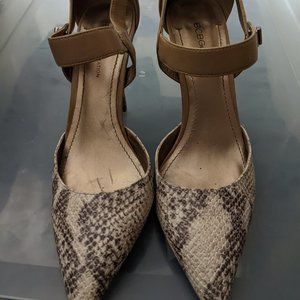 BCBGeneration Snakeskin Tan Pointed Heels